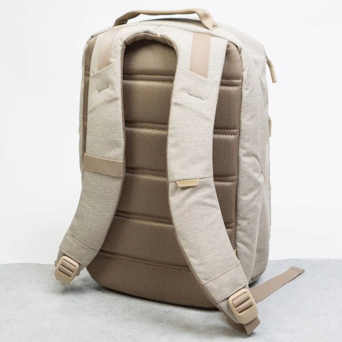 Incase City Compact Backpack (gray / heather khaki)