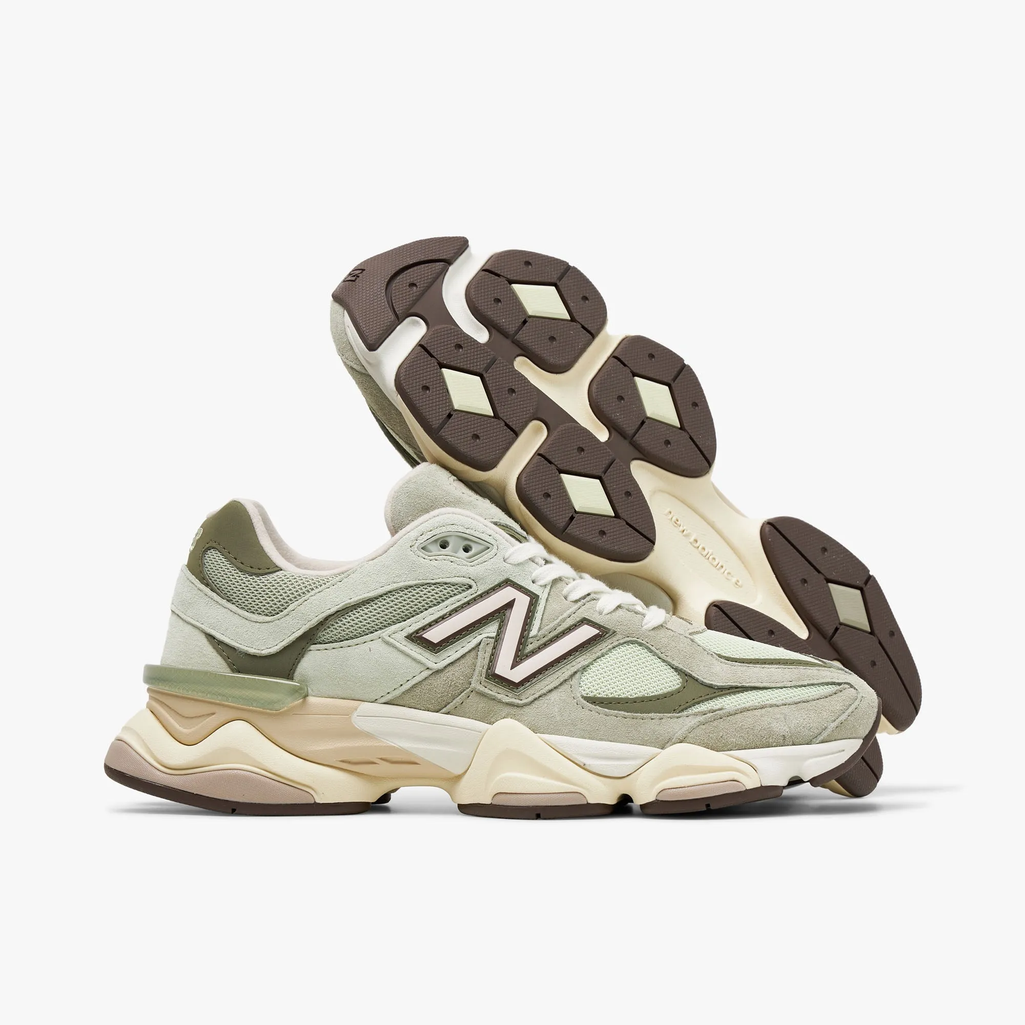 New Balance 9060 Olivine / Linen Green