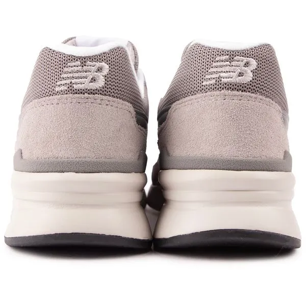 New Balance 997 Trainers