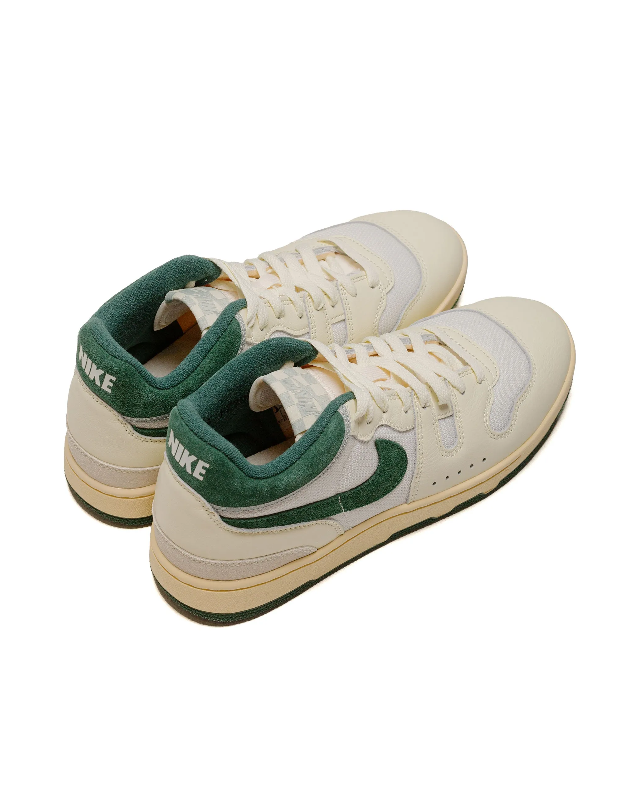 Nike Attack Sail/Fir