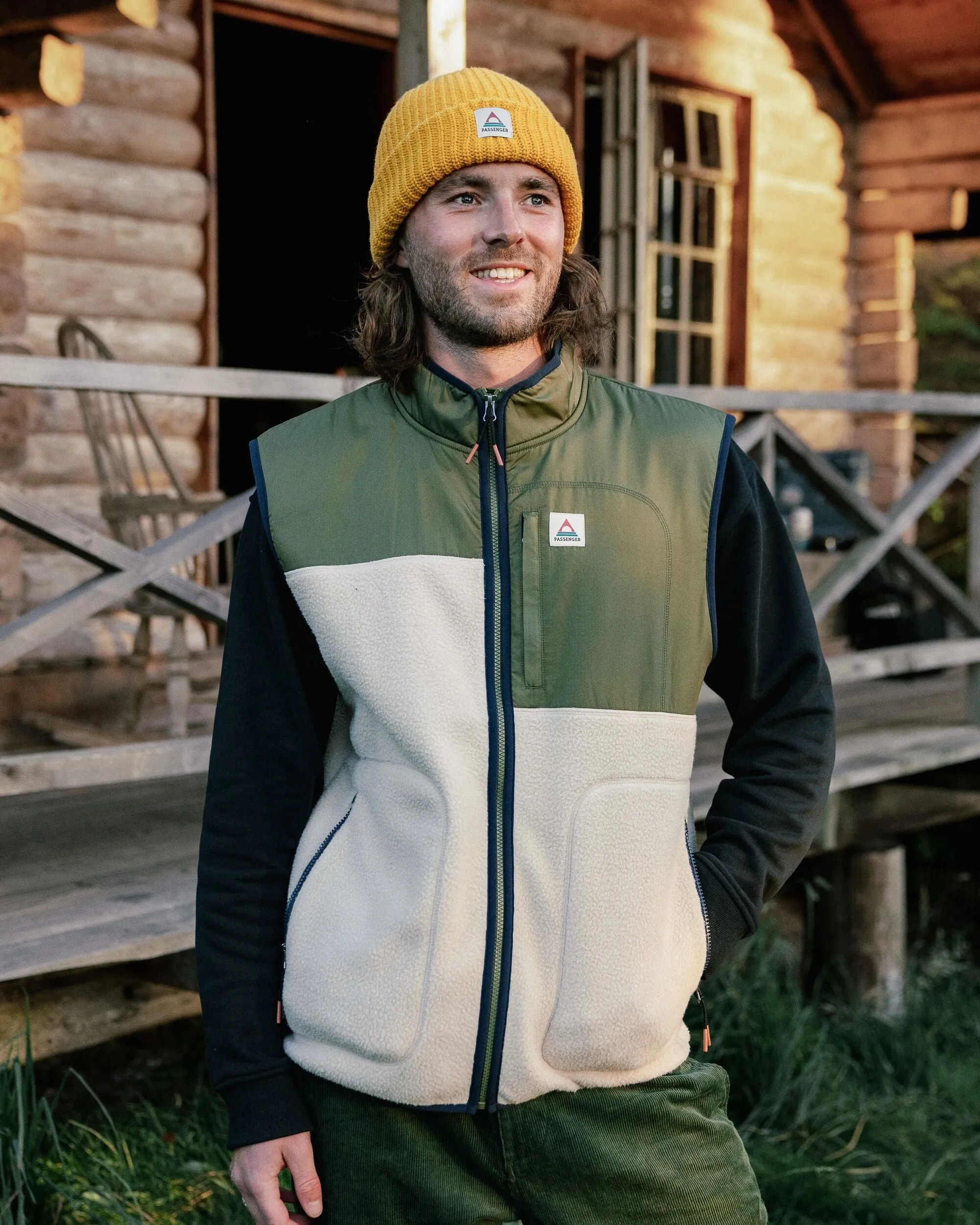 Offgrid Recycled Sherpa Fleece Vest