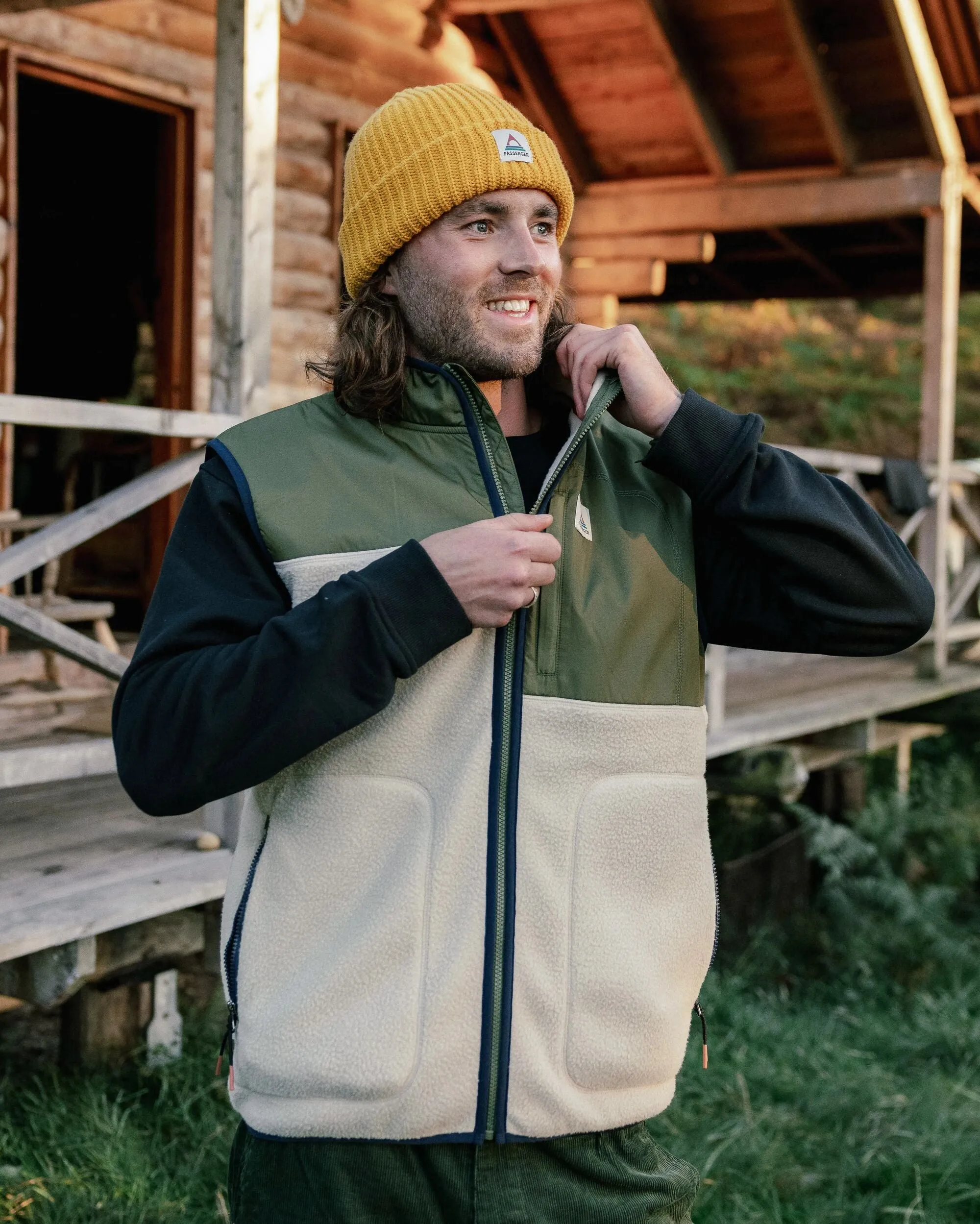 Offgrid Recycled Sherpa Fleece Vest