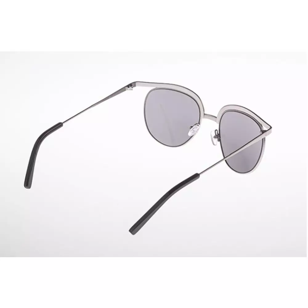 --Plotter blue sunglasses-