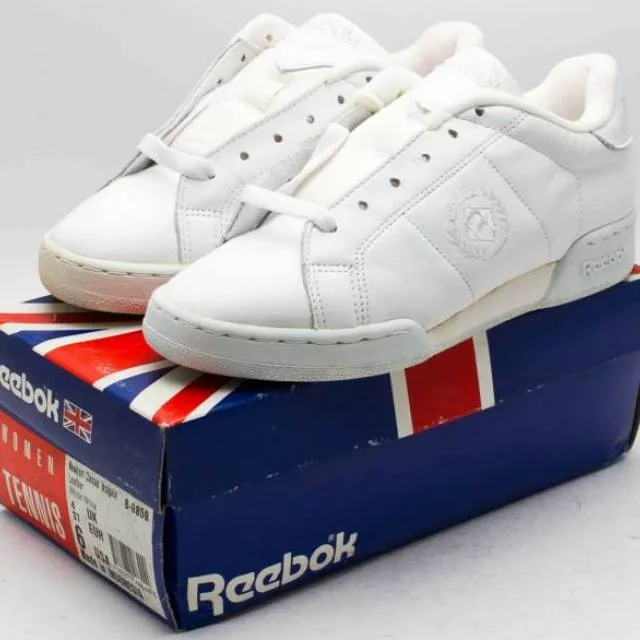 Reebok Women's Vintage 1991 Newport Classic Insignia Lea...