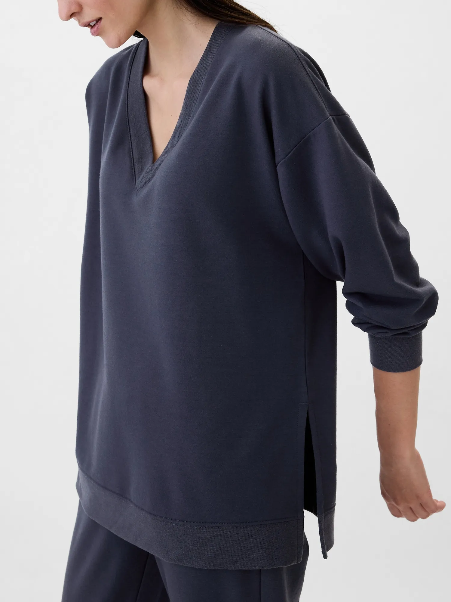 Relaxed Cloudlite V-Neck Tunic Sweatshirt