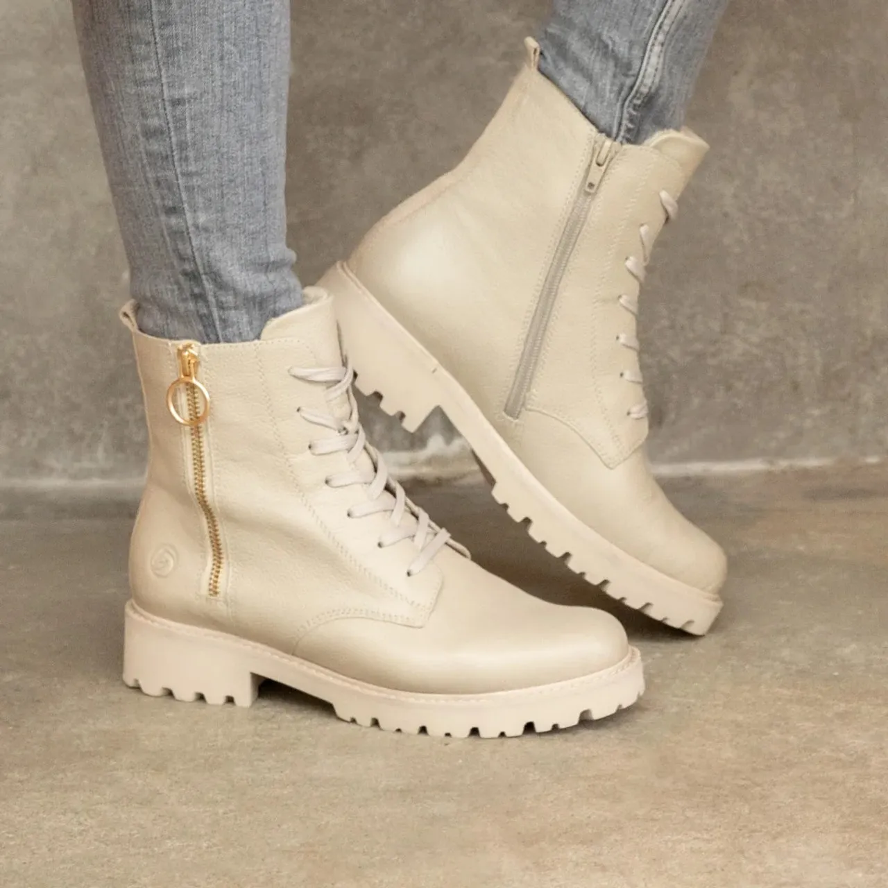 Remonte D8671-60 Beige Leather Biker Boot