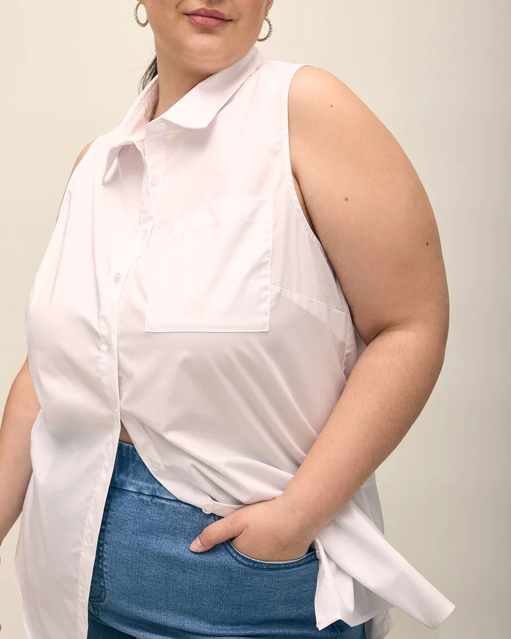 White Sleeveless Buttoned-Down Tunic